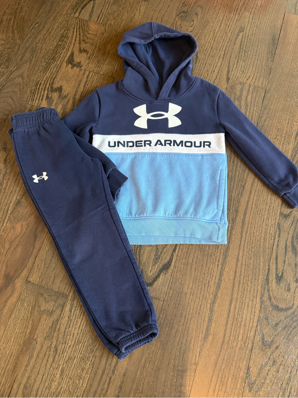 Boys Size 5 Under Armour Sweatsuit Outfit